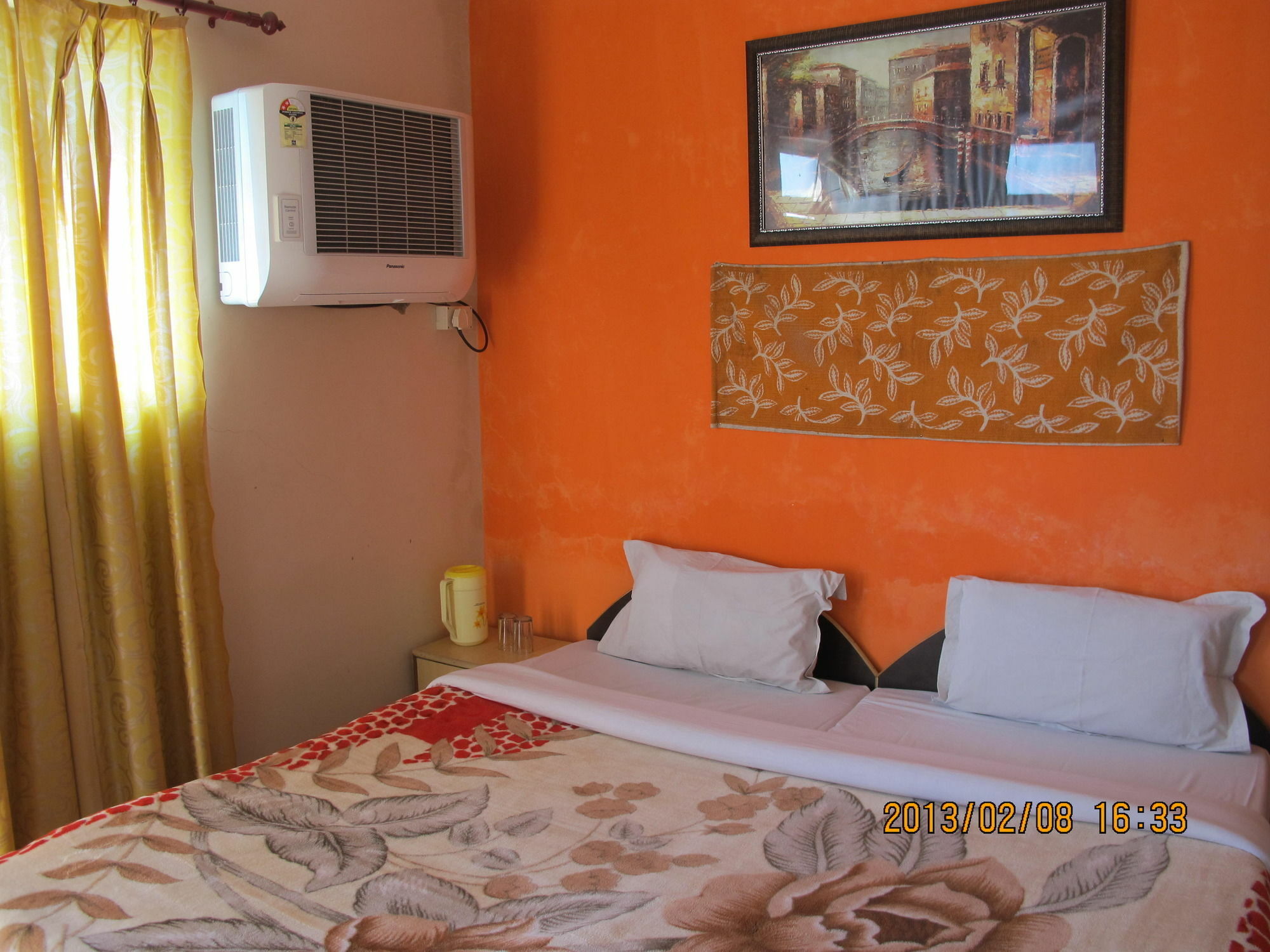 Pyrenees Homestay Agra  Exterior foto